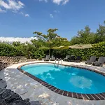 Lindraze Villa